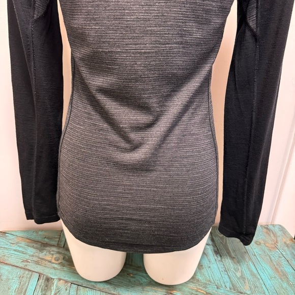 Icebreaker Merino Bodyfit 200 Long Sleeve 1/4 Zip Sweater Size Small Outdoor - Picture 10 of 12